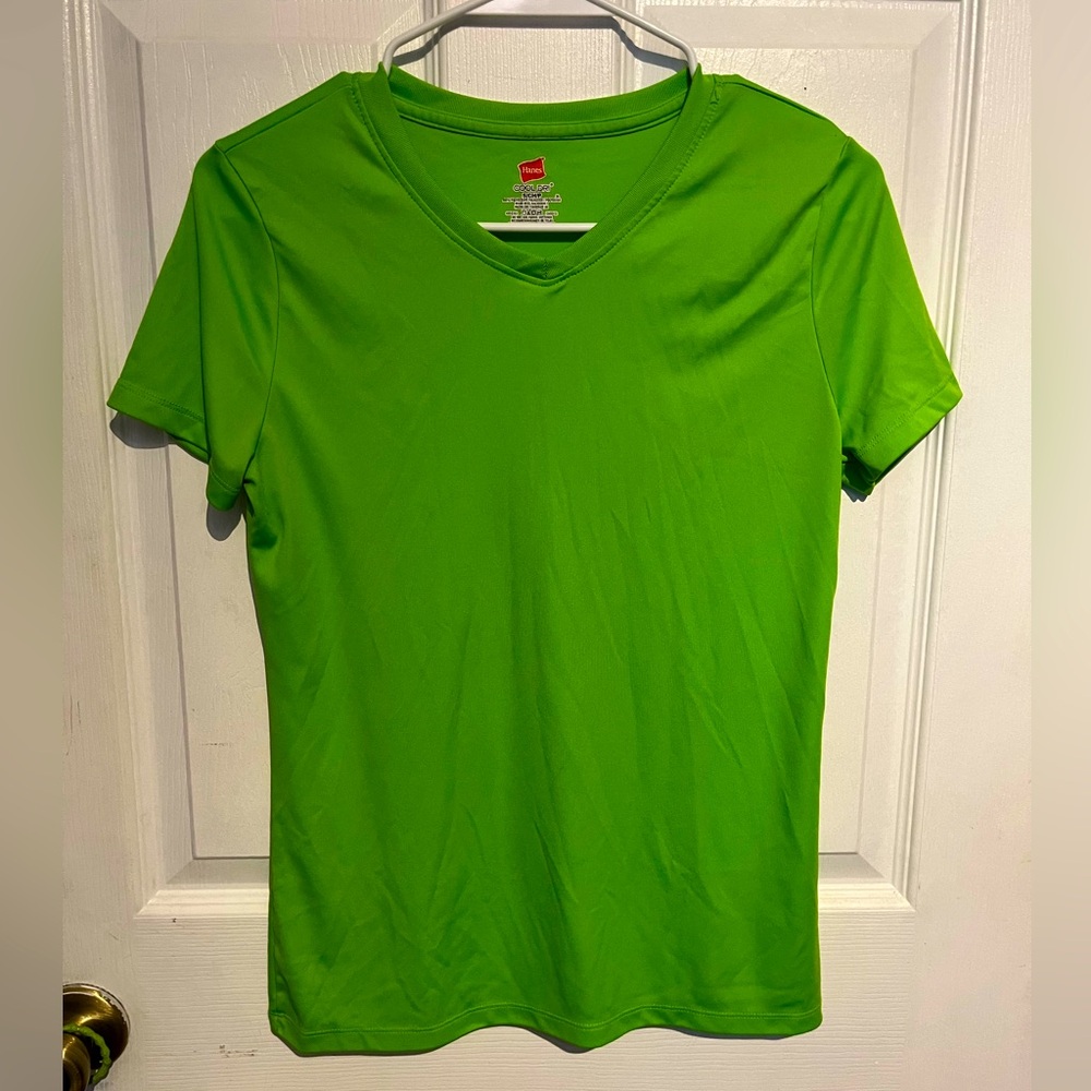 Hanes athletic tee